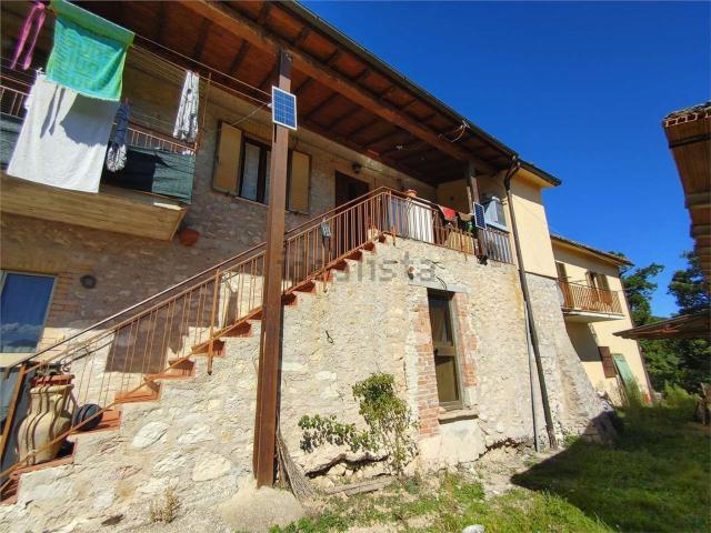 Appartamento in vendita a Cerreto Di Spoleto, Umbria
