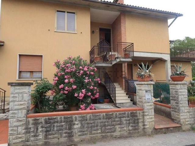 Appartamento in vendita a Abbadia Di Montepulciano, Toscana
