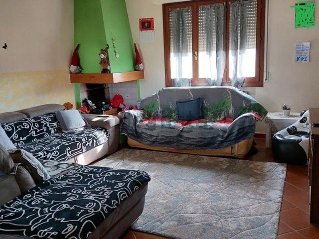 Appartamento in vendita a Serravalle Pistoiese, Cantagrillo