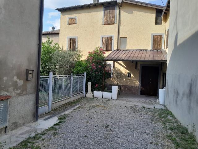 Appartamento in vendita a Val d’Enza, Re