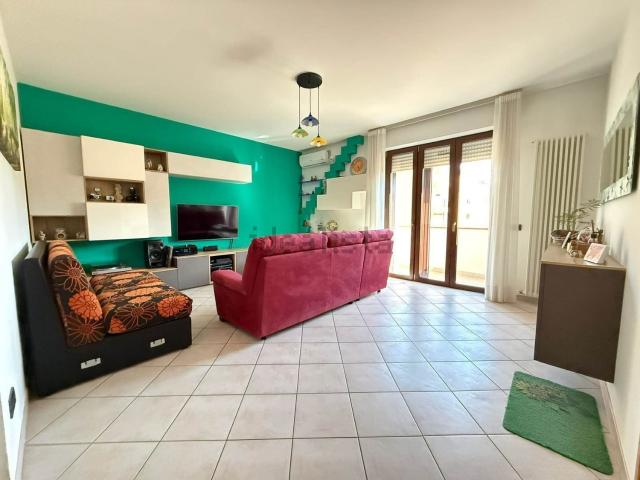 Appartamento in vendita a Trecastelli, Marche