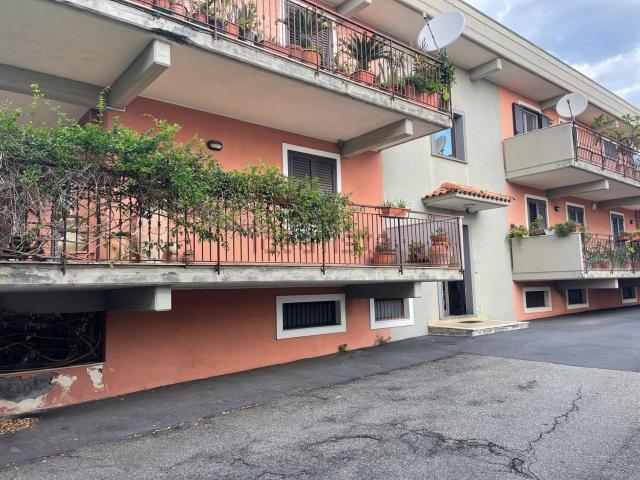 Appartamento in vendita a Giarre, Catania