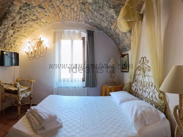 Appartamento in vendita a Dolceacqua, Liguria