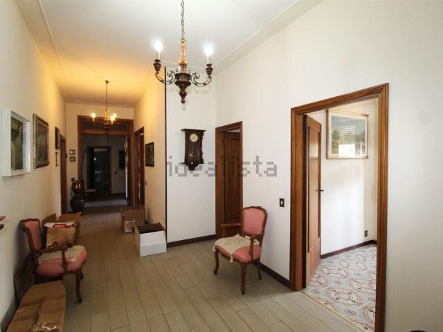Appartamento in vendita a Centro, Poggibonsi