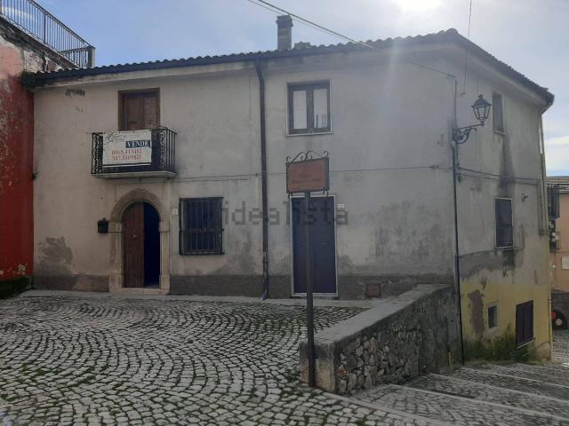 Appartamento in vendita a Macchia D'isernia, Molise