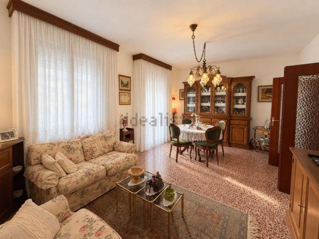 Appartamento in vendita a Marciana, Cascina