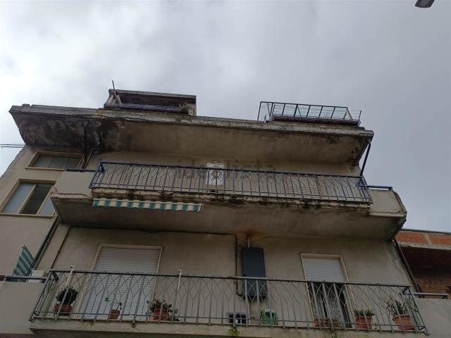 Appartamento in vendita a Calabria, Reggio Calabria