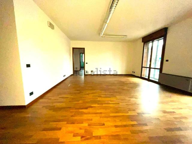 Appartamento in vendita a Unione di comuni Terre di Castelli, Vignola