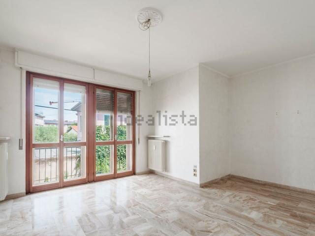 Appartamento in vendita a Desenzano Del Garda, Lombardia