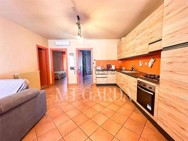 Appartamento in vendita a Desenzano Del Garda, Lombardia