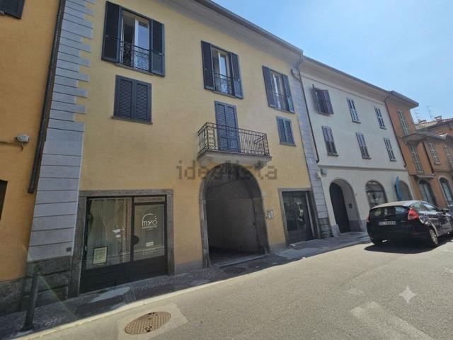Appartamento in vendita a Borgovico, Como