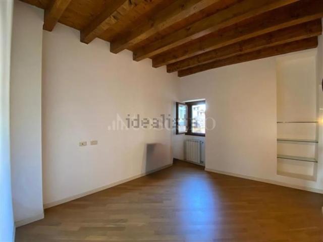 Appartamento in vendita a Centro Storico Sud, Brescia