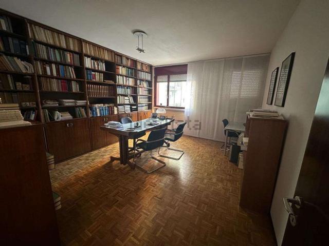 Appartamento in vendita a Villincino, Erba