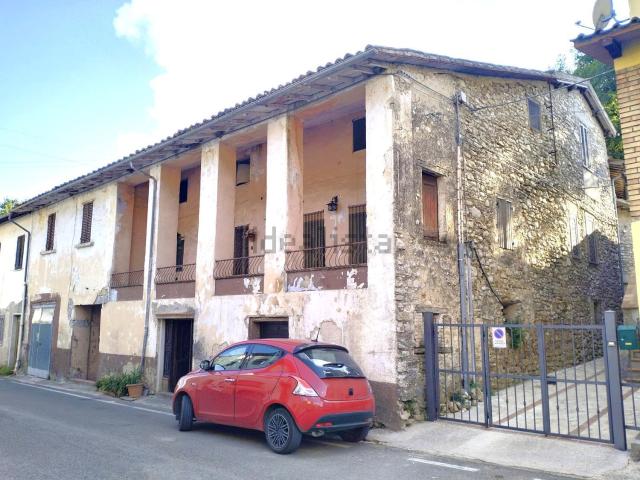 Appartamento in vendita a Spoleto, Umbria