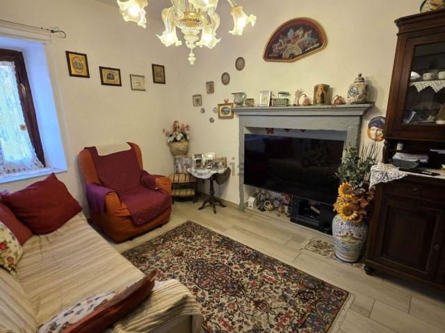 Appartamento in vendita a Subbiano, Toscana