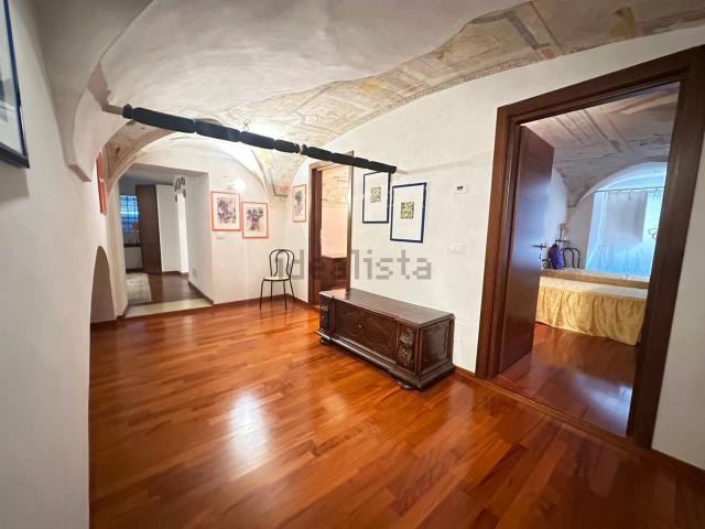 Appartamento in vendita a Centro Est, Serra Riccò