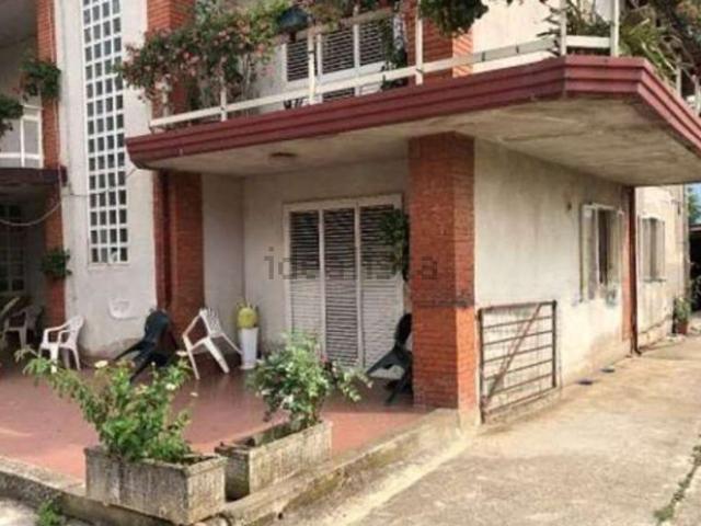 Appartamento in vendita a Castelvenere, Campania