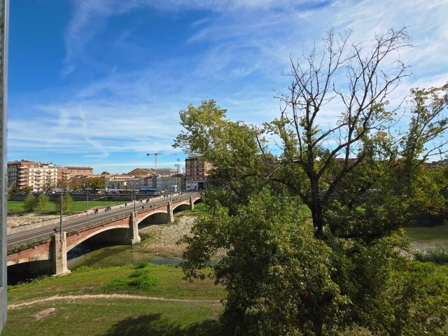 Appartamento in vendita a Oltretorrente, Parma