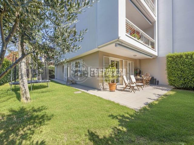 Appartamento in vendita a Ronco, Cernusco Sul Naviglio