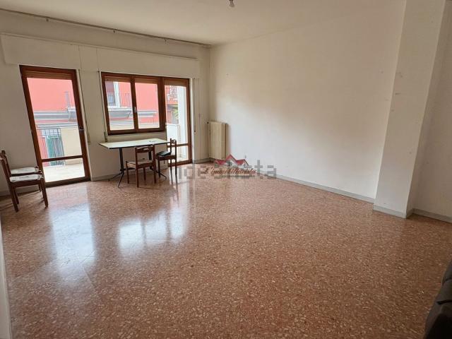 Appartamento in vendita a Municipio 1, Puglia