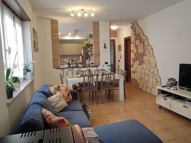 Appartamento in vendita a Borghetto, Valeggio Sul Mincio
