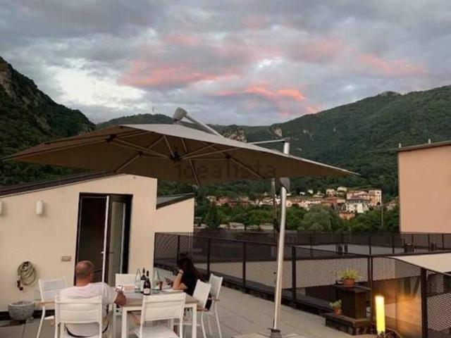 Attico in vendita a Canzo, Como