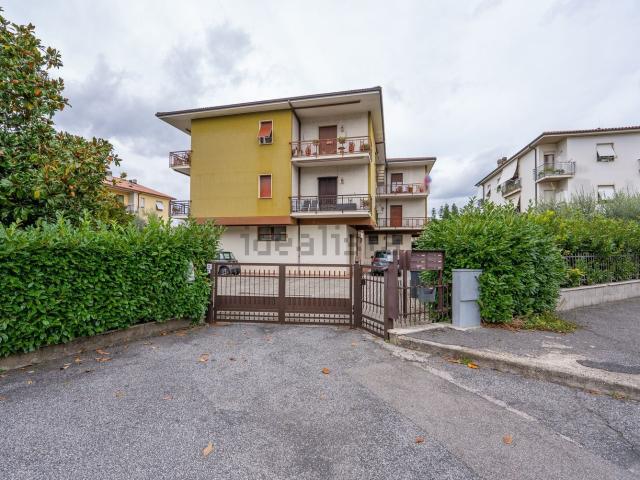 Appartamento in vendita a Piazza Tevere, Rieti