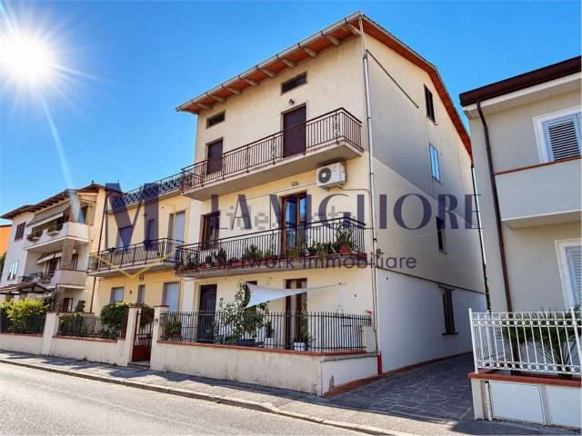 Appartamento in vendita a Narnali, Prato