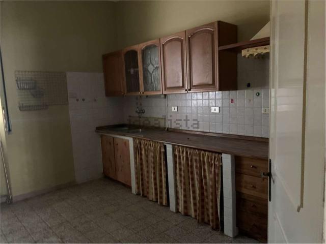 Appartamento in vendita a Sarzana, Liguria