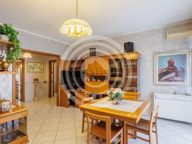 Appartamento in vendita a Oreno, Vimercate