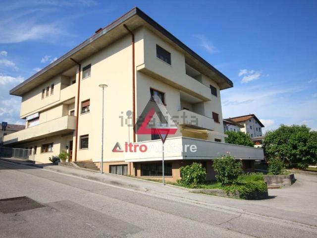 Appartamento in vendita a Limana, Veneto