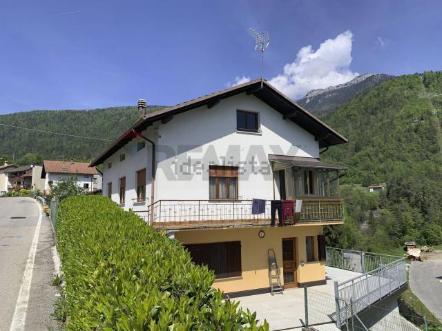 Appartamento in vendita a Sovramonte, Veneto
