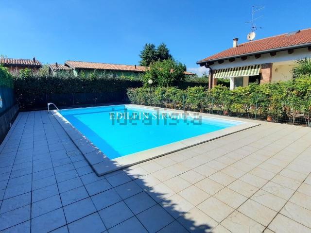 Appartamento in vendita a Sirmione, Lombardia