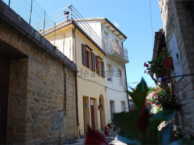 Appartamento in vendita a San Ginesio, Macerata