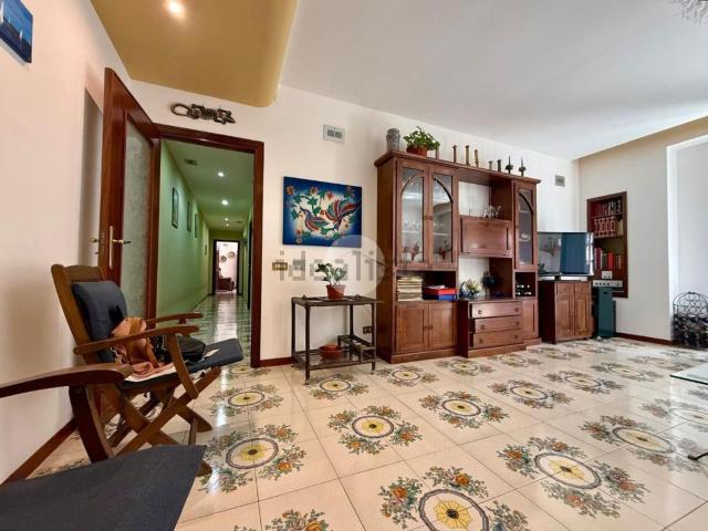 Appartamento in vendita a Carini, Sicilia