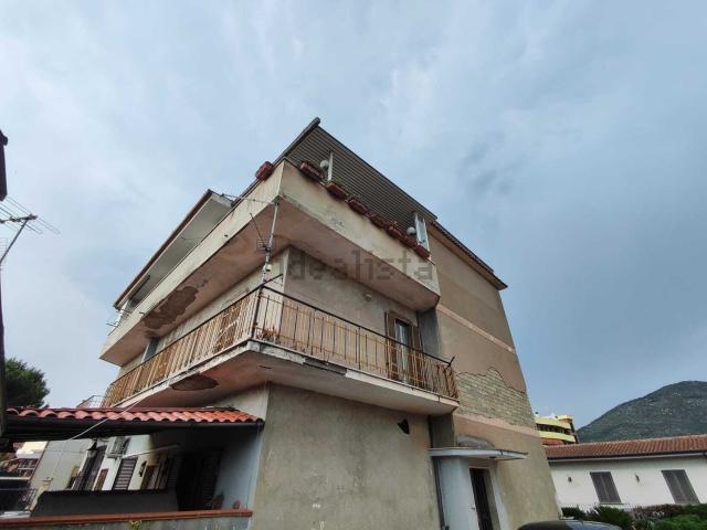 Appartamento in vendita a Campolimpido, Roma Capitale