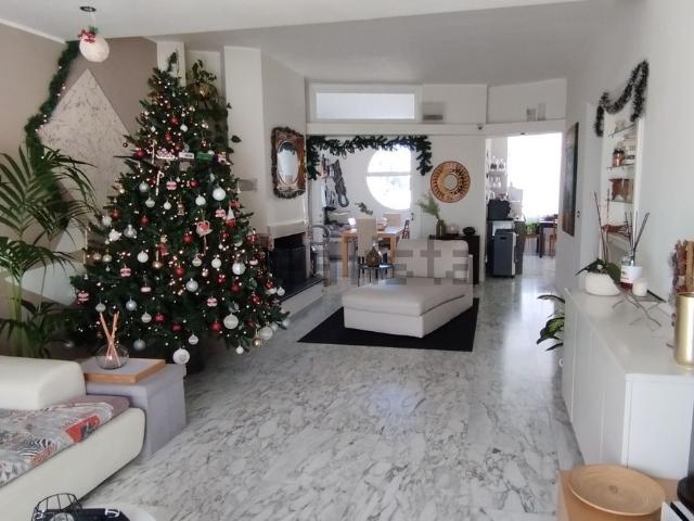 Appartamento in vendita a Carbonara di Bari, Puglia