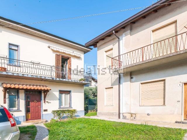 Appartamento in vendita a Origgio, Lombardia