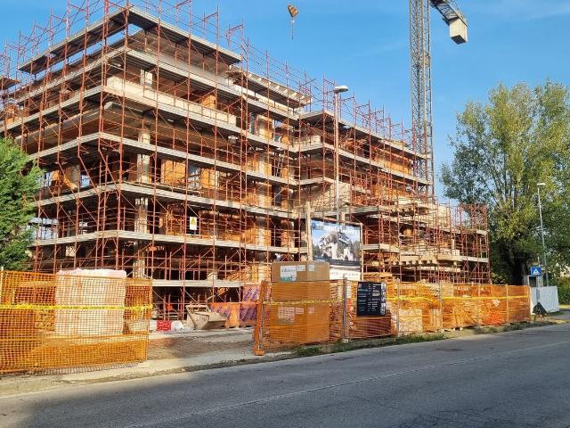 Appartamento in vendita a Carugate, Lombardia