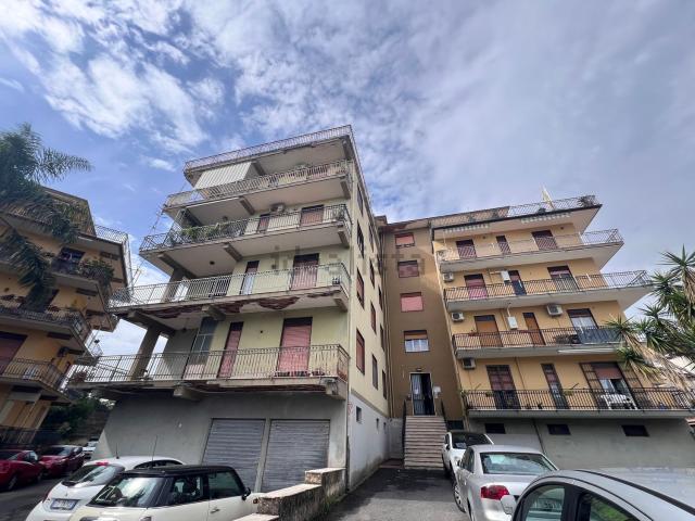 Appartamento in vendita a Riposto, Catania