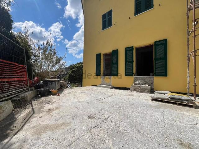 Appartamento in vendita a Carasco, Liguria