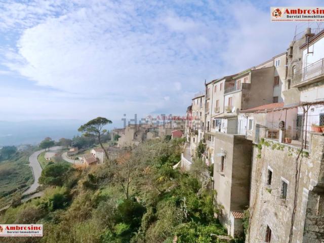Appartamento in vendita a Guardia Sanframondi, Benevento
