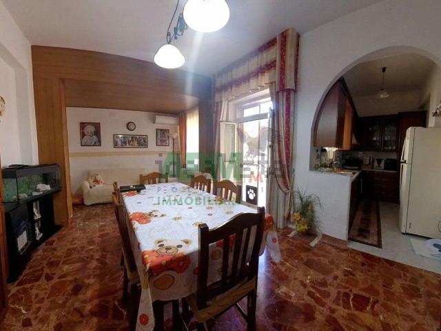 Appartamento in vendita a Calabria, Reggio Calabria