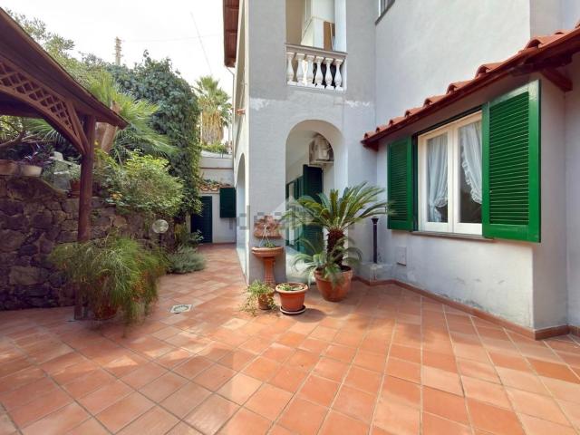 Appartamento in vendita a Piripissa, Ischia