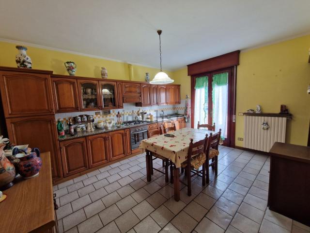 Appartamento in vendita a Bagni Di Lucca Ponte, Toscana