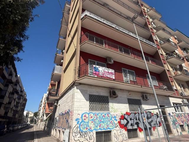 Appartamento in vendita a Municipio 2, Puglia