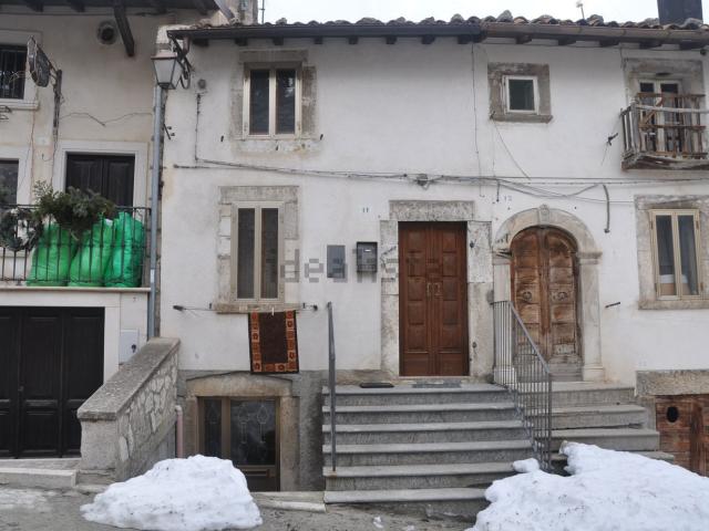 Appartamento in vendita a Pescocostanzo, Abruzzo