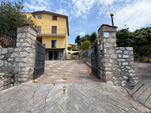 Appartamento in vendita a Calabria, Cosenza