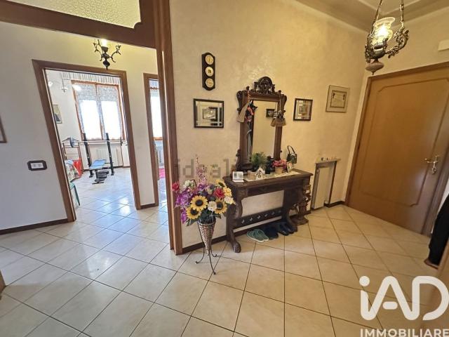 Appartamento in vendita a Unione Comuni Modenesi Area Nord, Mirandola