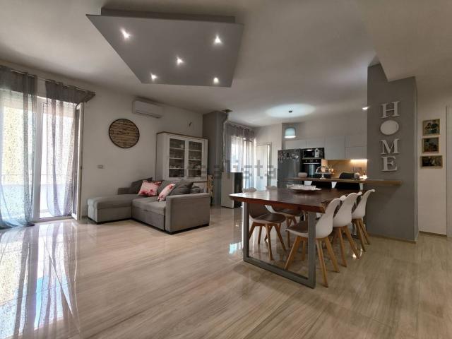 Appartamento in vendita a Puglia, Lecce